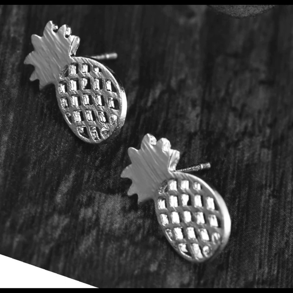Earring 🍍